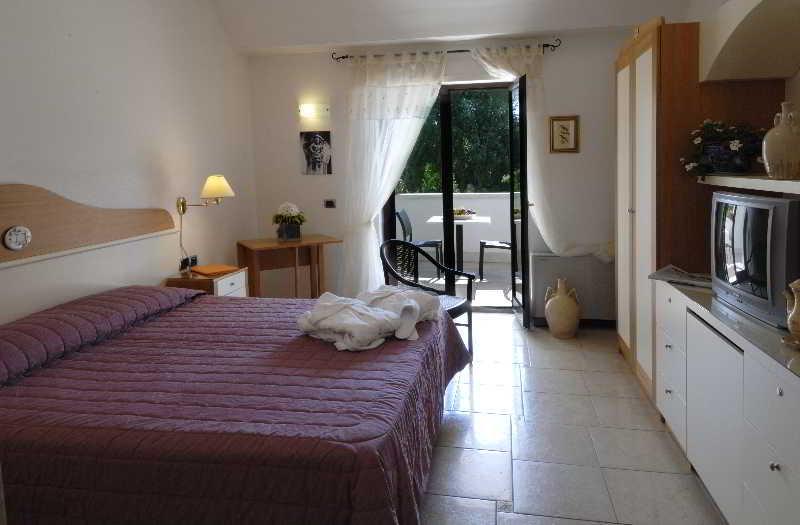 Masseria Chiancone Torricella Martina Franca Bagian luar foto